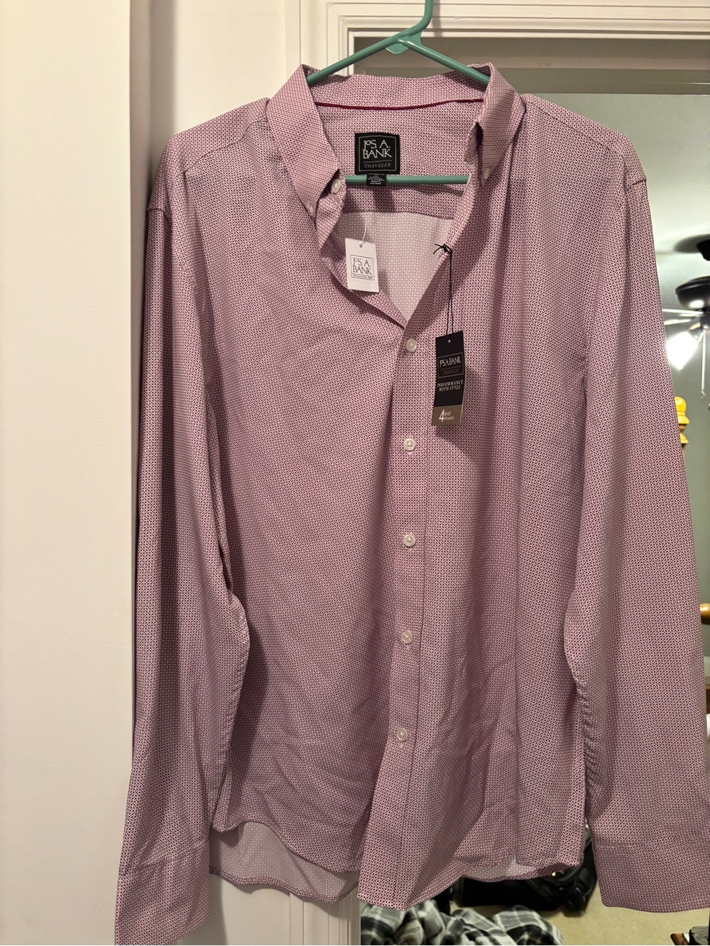 Jos. A. Bank Men’s Long-Sleeve Pink Micro-Pattern Button-Down Shirt